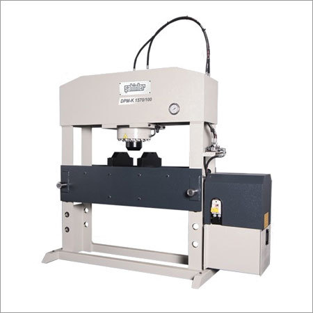 DPM-K Movable Piston Straightening Presses