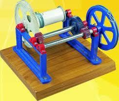 Winch Crab Double Purchase - Wood & Metal Laboratory Use Equipment for Efficient Lifting