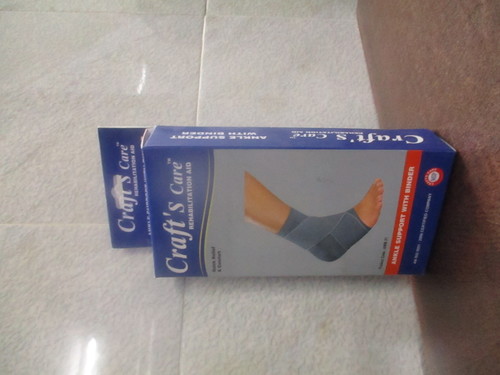 ANKLE SUPPORT WITH BINDER