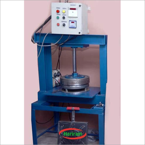 Automatic Hydraulic Paper Plate Making Machine Dimension(L*W*H): 2*4*5.5 Foot (Ft)