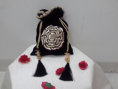 Round Black Velvet Potli