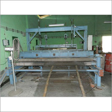 Vibrating Screen Weaving Machine