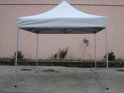 Display Tent Capacity: 3-4 Person