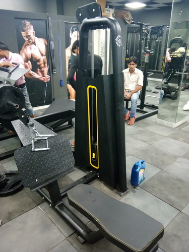 Seated Rowing Gym Machine