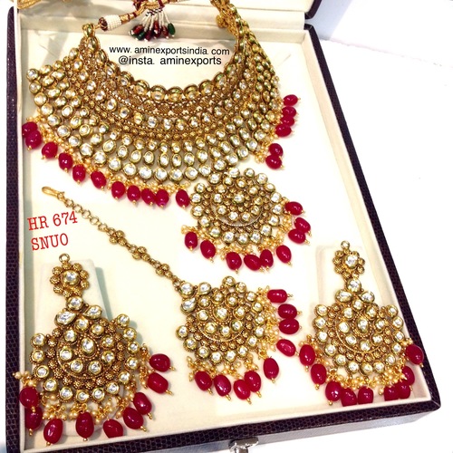 Kundan Choker Set Drop Earrings