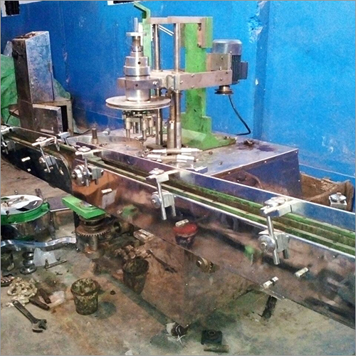 Screw Capping Machine