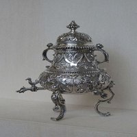 Percolators Coffee Urn - Stainless Steel, Silver, Electric | Concealed Heater, Double-walled Insulation, Drip-free Spigot