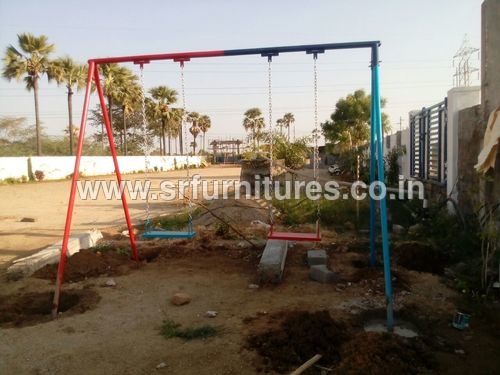 Swinging Set