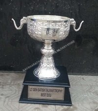 MOMENTO TROPHY