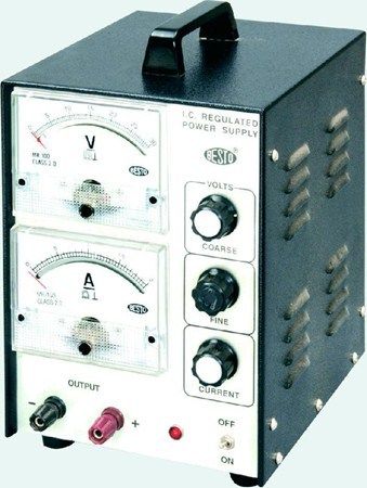 Analog Regulated Power Supply with two Analog Deluxe Meters