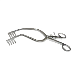 Self Retaining Retractor