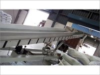 Belt Conveyor For Truck Loading Load Capacity: 100 To 150