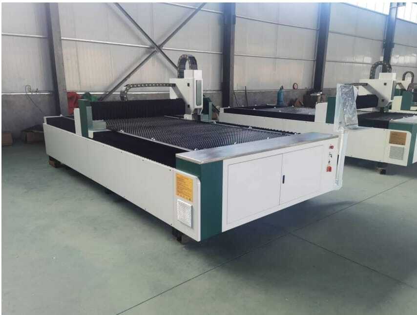 Fiber Laser Cutting Machine - Color: Red