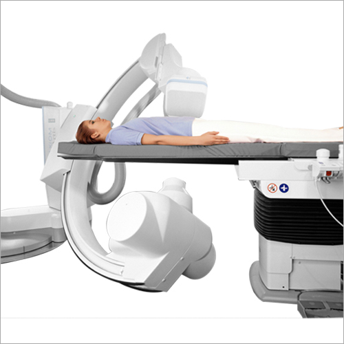 White Siemens Axiom Cath Lab at Price Range 12500000.00 15000000.00