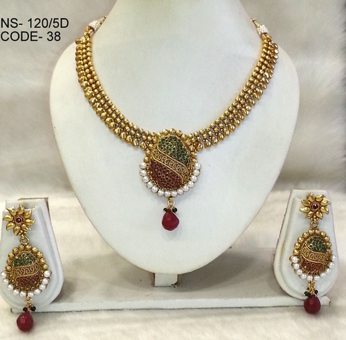 Copper Alloy Necklace Set