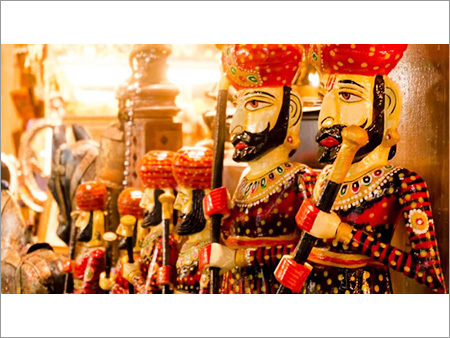 Door Handicraft Statue