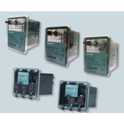 Siemens Auxiliary relays 7PJ113 TRAFO Trouble Relay