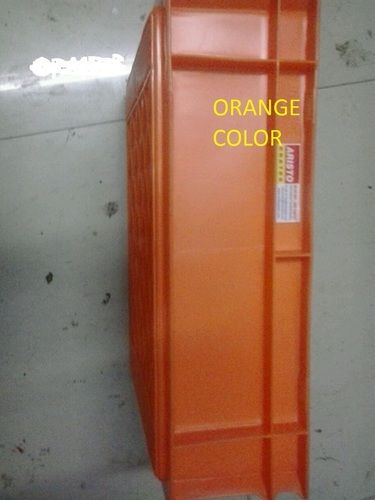 ORANGE CRATES