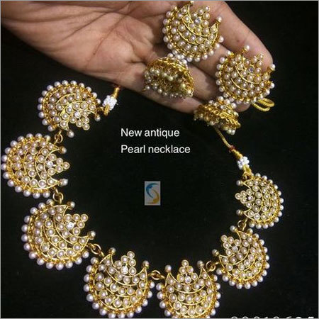 Pearl Necklace - High Quality Pearl with Premium Copper Alloy Base | Customizable Colors and Arrangements for Women, Ideal for Weddings and Anniversaries