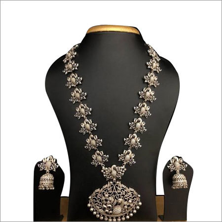 South Indian Necklace Gender: Women