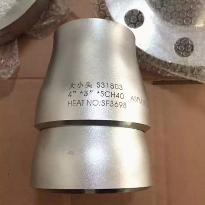 ASTM A858 - Alloy Round Pipe, Grade A858 | Polished Surface Treatment for Durable Structural Applications