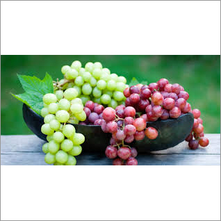 Grapes - Varying Size Smooth Texture Purple Color | Easy to Eat Juicy Fruit Sweet Taste Rich Flavor Versatile Healthy Snack