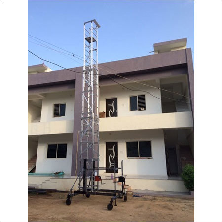Aluminium Tiltable Tower Ladder Usage: For Building Use