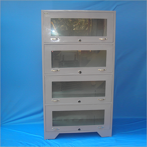 Display Cuoboard