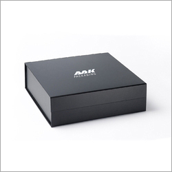 Black Rigid Boxes