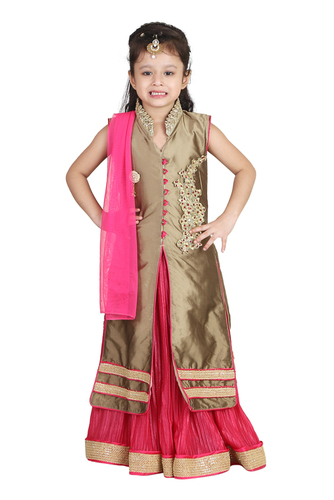 Crazeis Beautiful Lehenga Choli Set Age Group: 3-4 Yrs