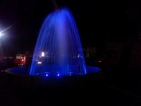 Water Hand Shape Fountain - Finest Concrete Material, Elegant Design , Captivating Ambient Appeal