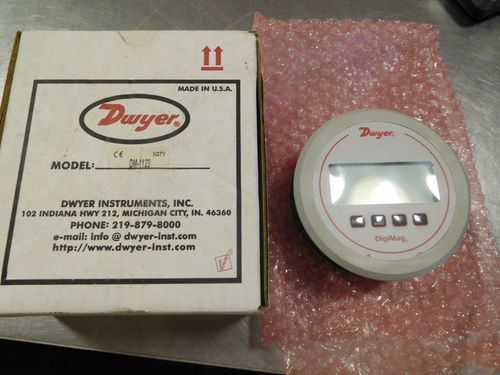 Dwyer USA DM-1123 Digi Mag Differential Pressure Gauge