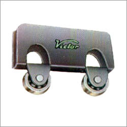 Victor Glass Runner