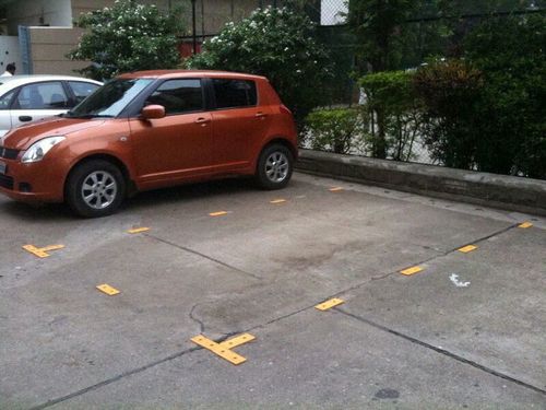 Road Studs / Road Reflectors / Cat Eyes