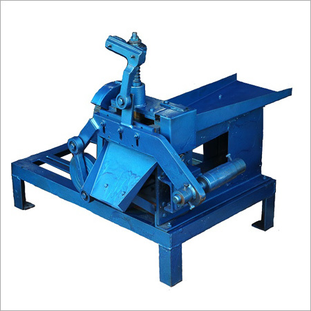 Tobacco Shredding Machine Capacity: 30-32Kg/Hr Kilogram(Kg)