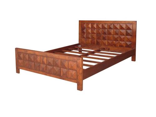 Buywithus Wooden Designer Bed