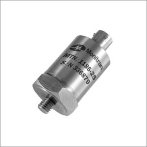 1186 S Dual Output Accelerometers