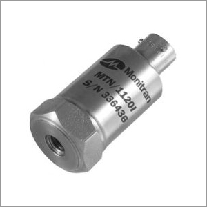 1120IC Small Footprint Accelerometers