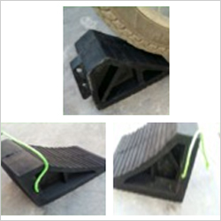 WHEEL CHOCK SMALL