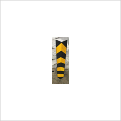 RUBBER CORNER GUARD L1000