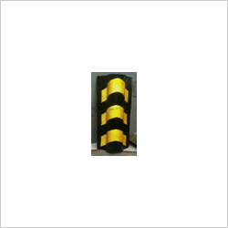 RUBBER CORNER GUARD R550