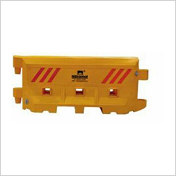 ROAD BARRIER 2000MM