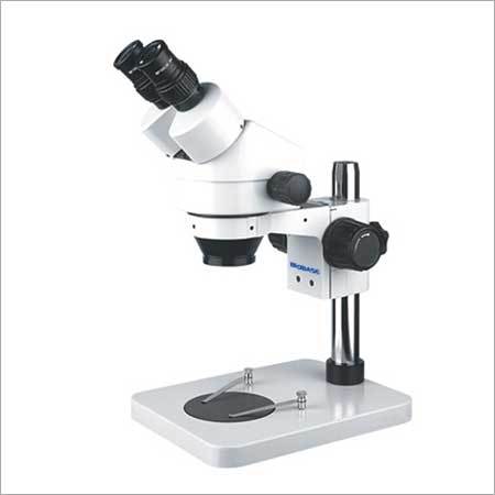 Continuous Zooming Stereo Microscope