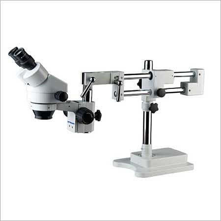 Continuous Zooming Stereo Microscope