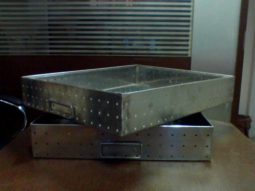 Manual Stainless Steel Perforated Tray