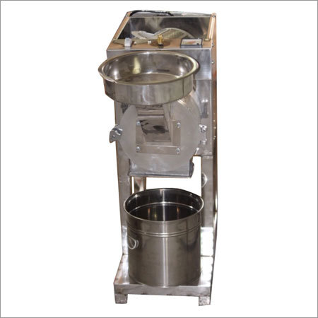 Premium Domestic Flour Mill Machine Capacity: 8-9 Kg/Hr