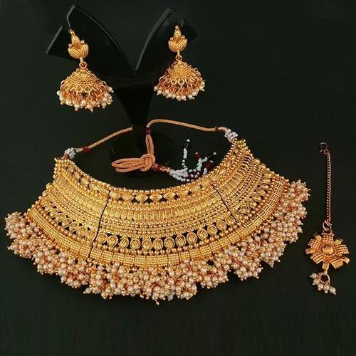 Beautiful Choker Design Made Gold Plated Necklace Set Gender: Women