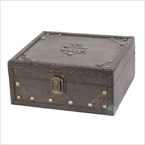 Wooden Pirate Jewelry Box - 10x10x5 cm Dark Brown Wood, Polished Finish, Latch Closure, Laser-Engraved Design