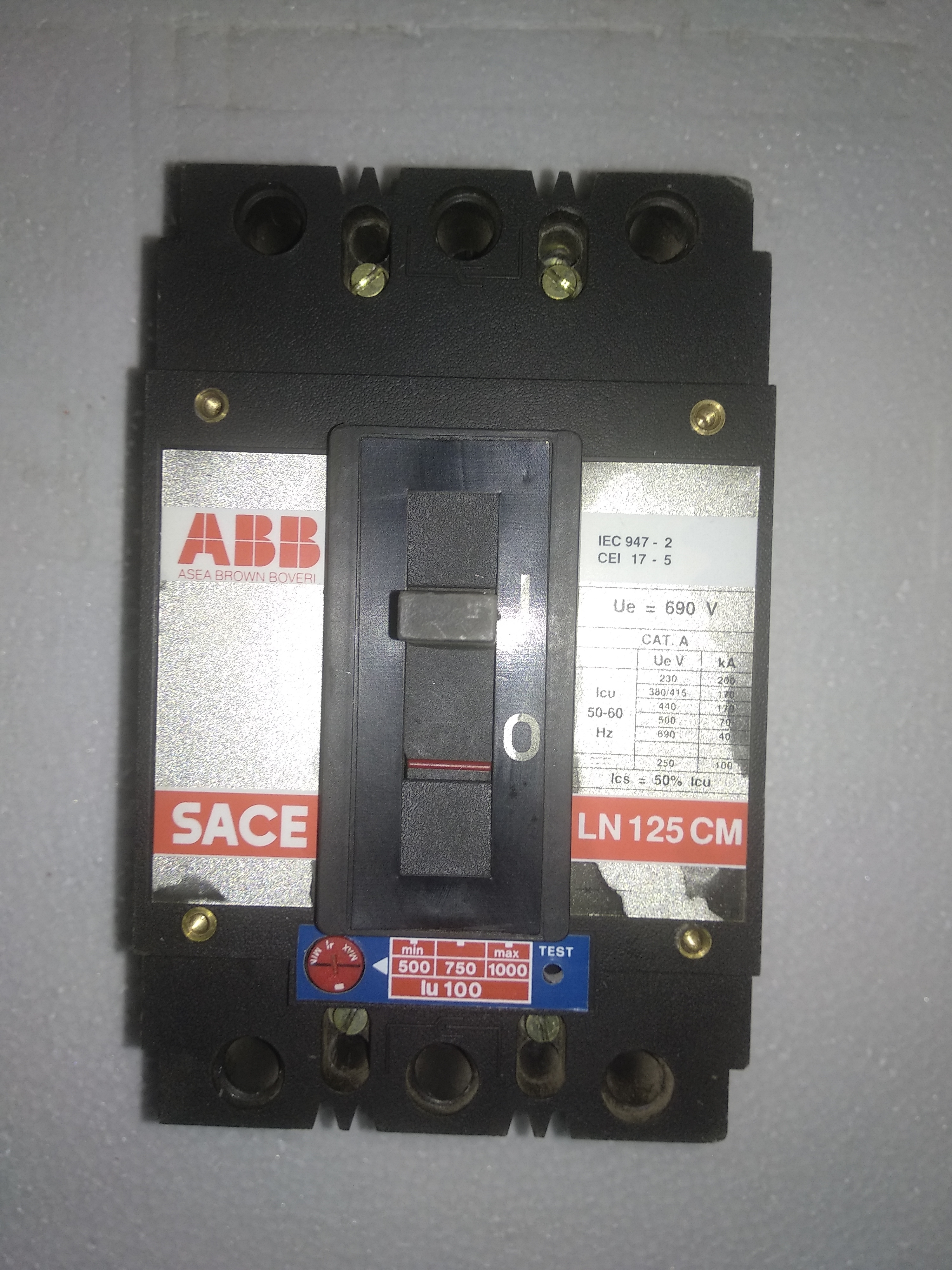 MCCB ABB 100 Amp