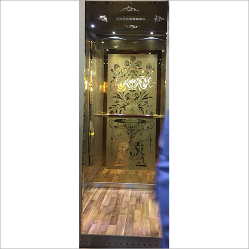 Decorative Wooden Floor Cabin